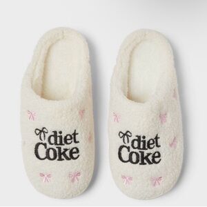 NEW RARE Diet Coke Pink Bow Tie Ribbon Fuzzy Sherpa Slippers Size 7-8 NWT